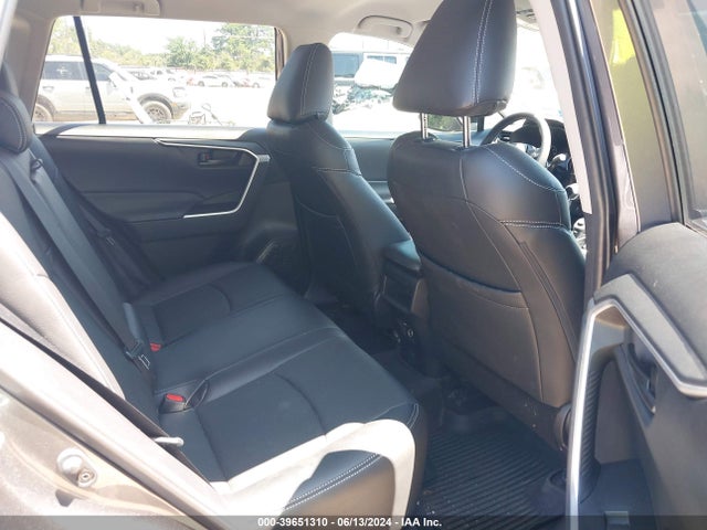Toyota RAV4 LE 2021 2T3H1RFV1MC166067 Image 8