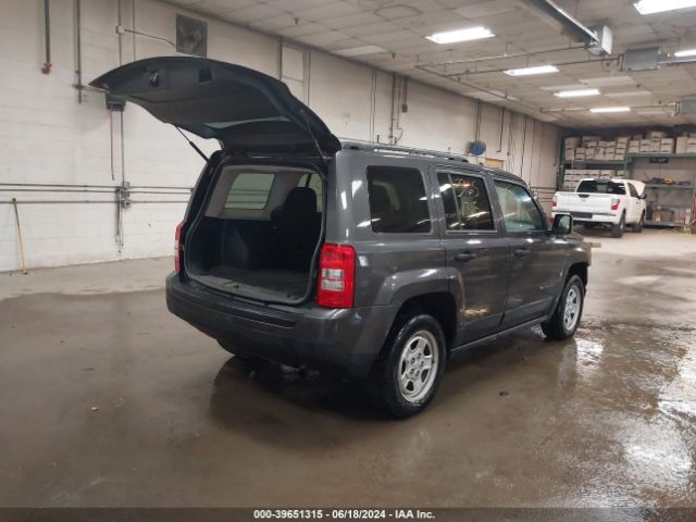 1C4NJPBA0HD134884 Jeep Patriot Sport Fwd