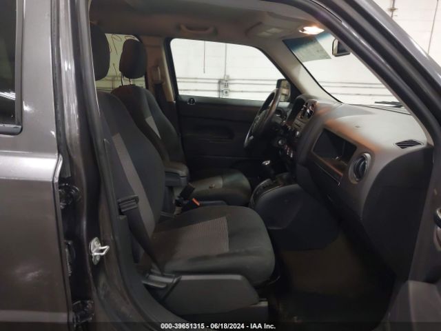 1C4NJPBA0HD134884 Jeep Patriot Sport Fwd
