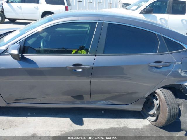 2HGFC2F6XKH584545 Honda Civic Lx