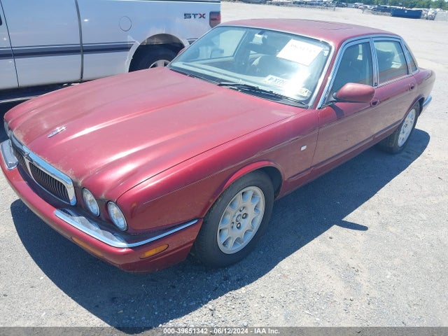 1998 JAGUAR XJ8 SAJHX1240WC821791 Photo 1