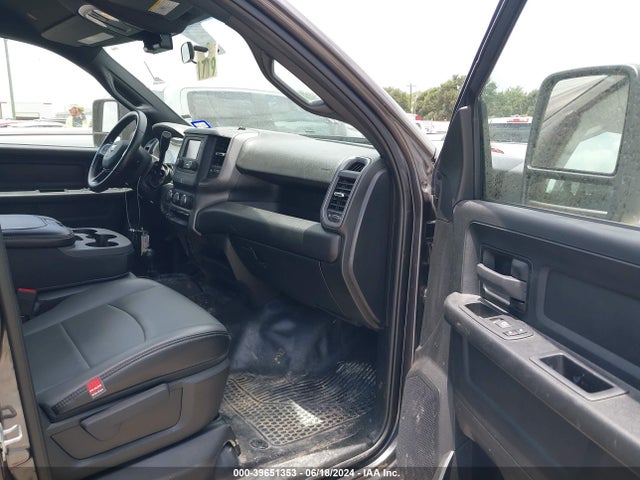 RAM 2500 Tradesman  4x4 8' Box 2024 3C6UR5HL4RG157713 Image 5