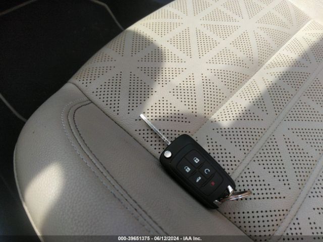 W04WT3N50GG085926 Buick Cascada Premium
