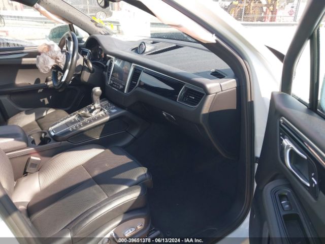 WP1AA2A51JLB23764 Porsche Macan Sport Edition