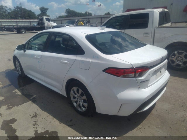 Toyota COROLLA LE 2021 5YFEPMAE0MP257996 Image 3
