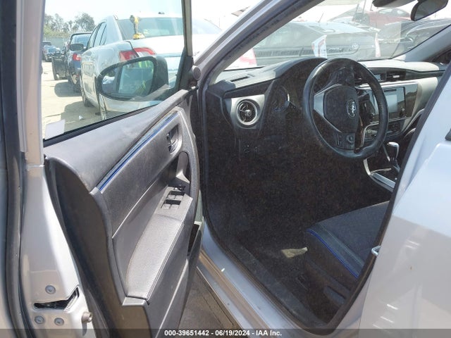 Toyota COROLLA SE 2018 2T1BURHE6JC031911 Image 5