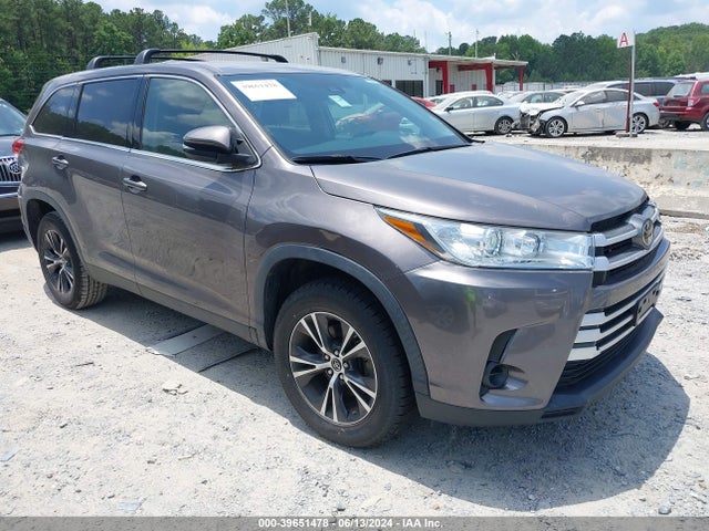 Toyota Highlander Le 2019 5TDZARFH9KS059926 Image 13