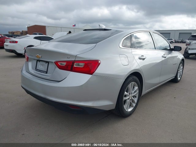 Chevrolet MALIBU LT 2018 1G1ZD5ST7JF247300 Image 4