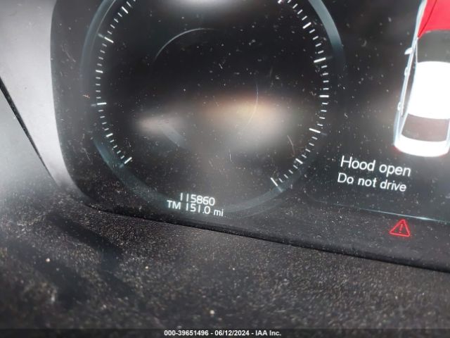 7JR102FK1KG017832 Volvo S60 T5 Momentum