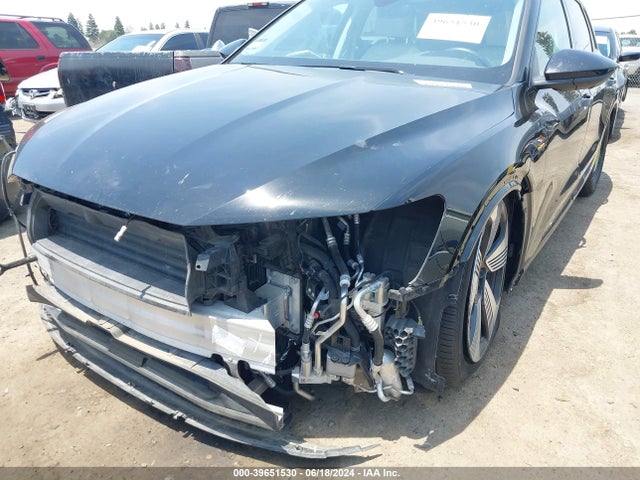 WA1LAAGE7NB012766 Audi E-tron Premium Plus Quattro