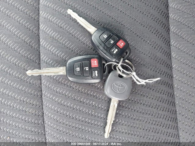 Toyota CAMRY LE 2017 4T1BF1FK9HU355870 Image 11
