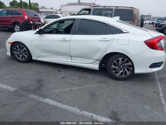 2HGFC2F77JH557875 Honda CIVIC EX