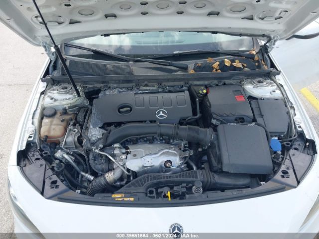 WDD3G4EB7LW039380 Mercedes-Benz A 220