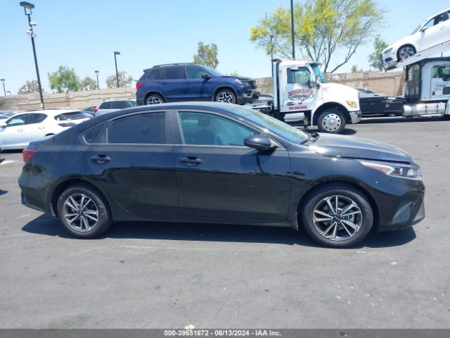 3KPF24ADXRE769350 KIA Forte Lxs