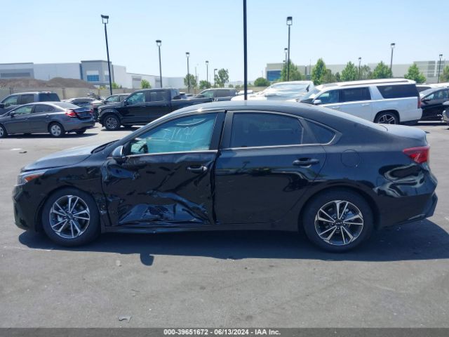 3KPF24ADXRE769350 KIA Forte Lxs