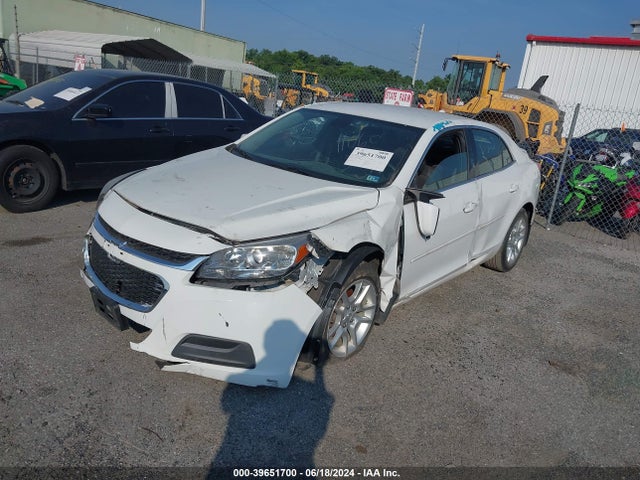Chevrolet MALIBU 1LT 2014 1G11C5SL4EF225941 Image 2