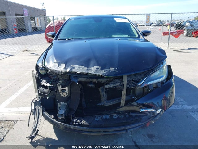 1C3CCCAB7GN192556 Chrysler 200 Limited Platinum