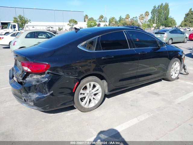 1C3CCCAB7GN192556 Chrysler 200 Limited Platinum