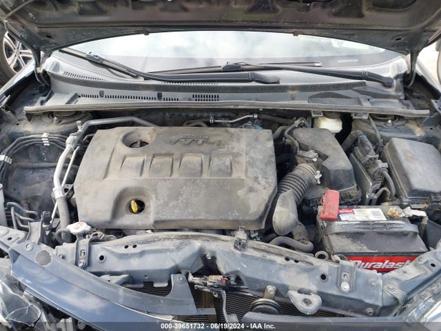 Toyota COROLLA LE 2018 5YFBURHE6JP849185 Image 10
