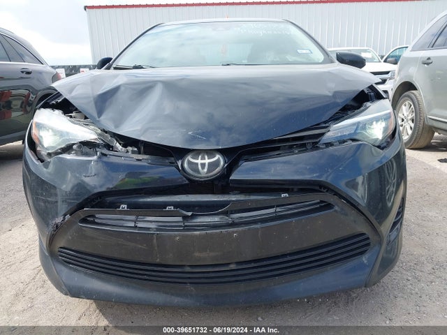 Toyota COROLLA LE 2018 5YFBURHE6JP849185 Image 12