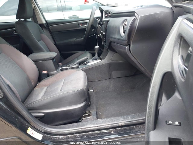Toyota COROLLA LE 2018 5YFBURHE6JP849185 Image 5