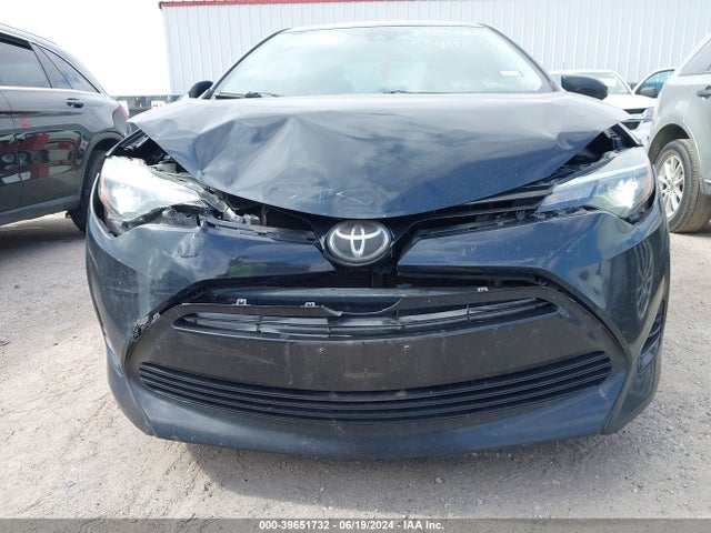 Toyota COROLLA LE 2018 5YFBURHE6JP849185 Image 6