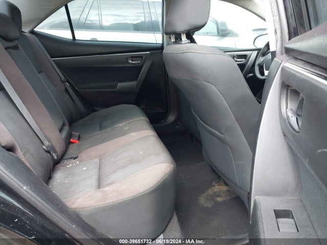 Toyota COROLLA LE 2018 5YFBURHE6JP849185 Image 8
