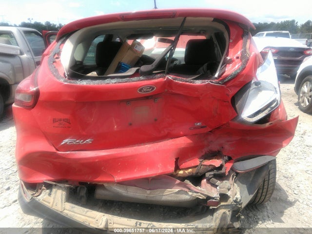 1FADP3K2XGL283745 Ford FOCUS SE