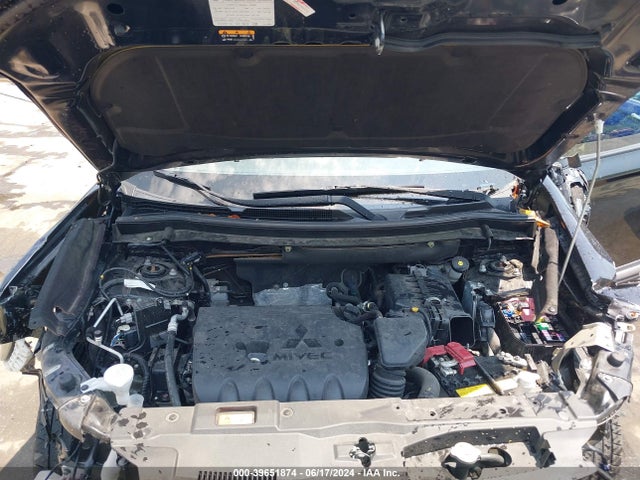 JA4AZ3A34LZ010738 Mitsubishi Outlander Se 2.4 S-awc