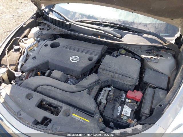 Nissan Altima 2.5 S 2015 1N4AL3APXFC160120 Image 10
