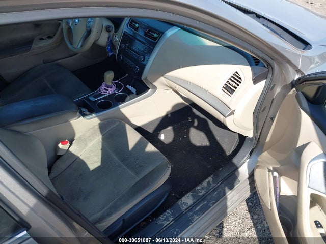 Nissan Altima 2.5 S 2015 1N4AL3APXFC160120 Image 5