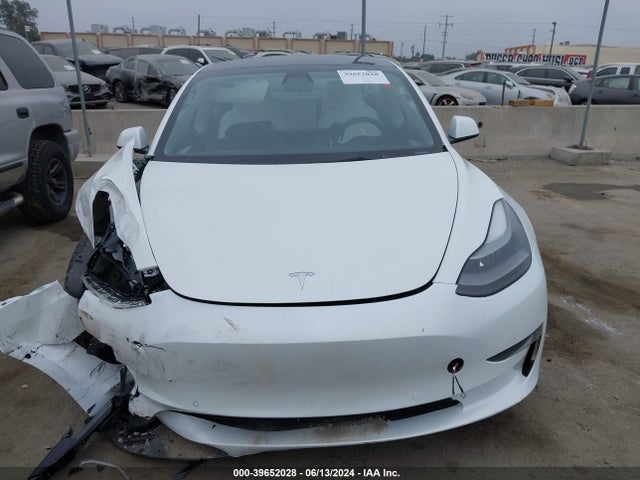 Tesla Model 3 Long Range Dual Motor All-wheel Drive 2022 5YJ3E1EB7NF136181 Image 12
