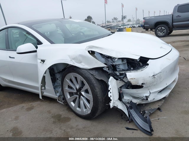 Tesla Model 3 Long Range Dual Motor All-wheel Drive 2022 5YJ3E1EB7NF136181 Image 6