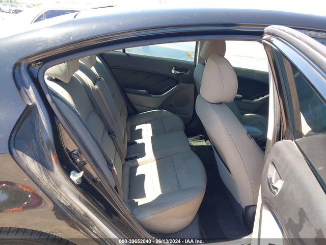 KIA FORTE LX 2016 KNAFX4A6XG5442732 Image 8