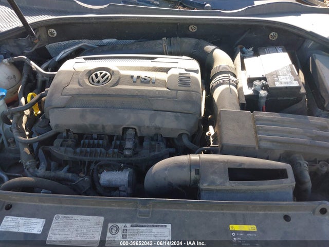 1VWBT7A36EC101984 Volkswagen Passat 1.8t Sport