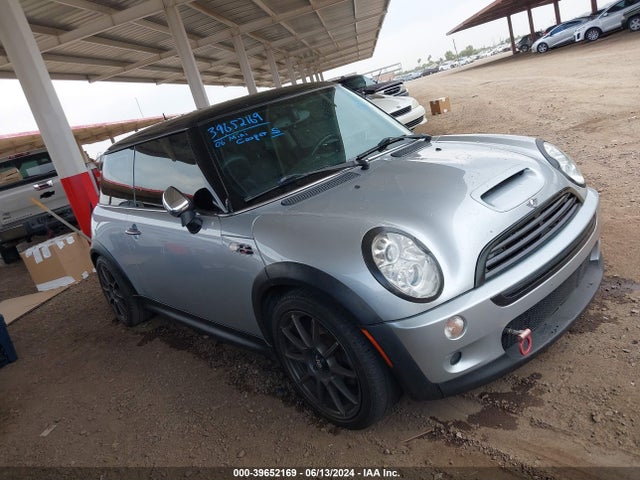 2006 MINI COOPER S WMWRE33536TL18894 Photo 0