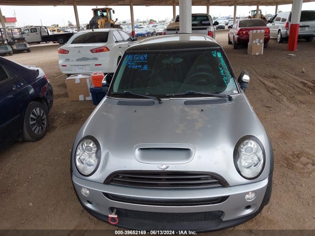 2006 MINI COOPER S WMWRE33536TL18894 Photo 5
