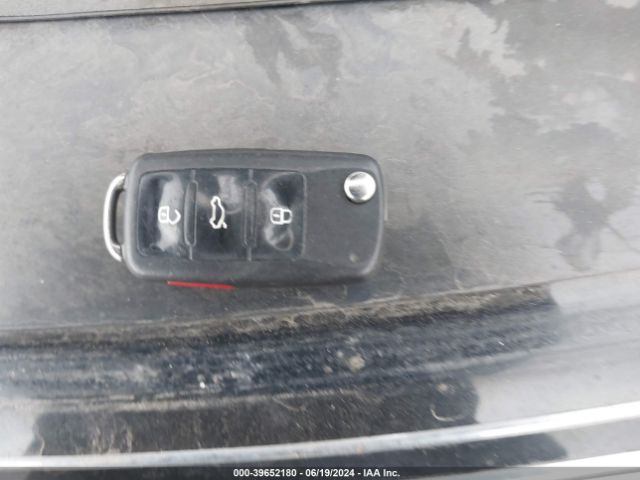 3VWD17AJXGM332174 Volkswagen Jetta 1.8t Sport