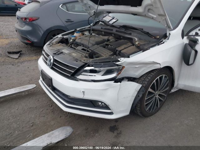 3VWD17AJXGM332174 Volkswagen Jetta 1.8t Sport