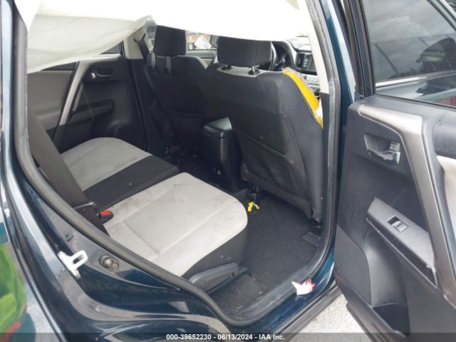 JTMWFREV4JD123425 Toyota Rav4 Xle