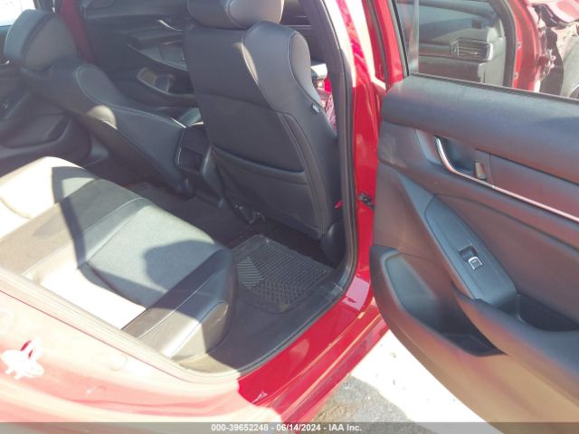 1HGCV1F32JA043581 Honda Accord Sport