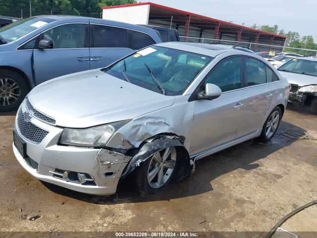 Chevrolet Cruze 2lt Auto 2014 1G1PE5SB8E7283945 Image 2