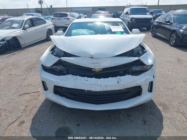 Chevrolet Camaro 2lt 2018 1G1FD1RS1J0123647 Image 12