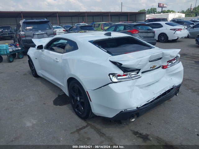 Chevrolet Camaro 2lt 2018 1G1FD1RS1J0123647 Image 3