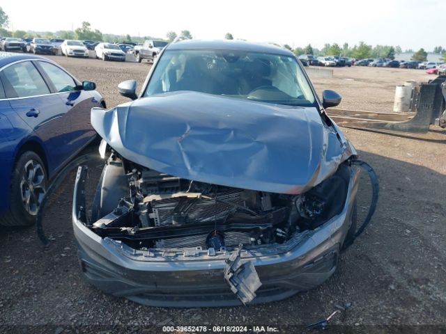 3VV2B7AX7NM098666 Volkswagen Tiguan 2.0t Se