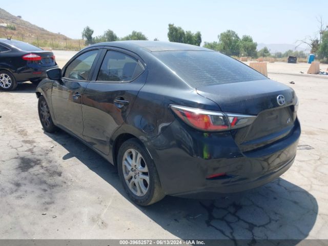 3MYDLBZV4GY126219 Scion IA