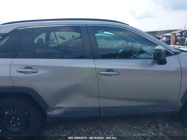 Toyota RAV4 LE 2020 2T3H1RFV9LC050078 Image 13
