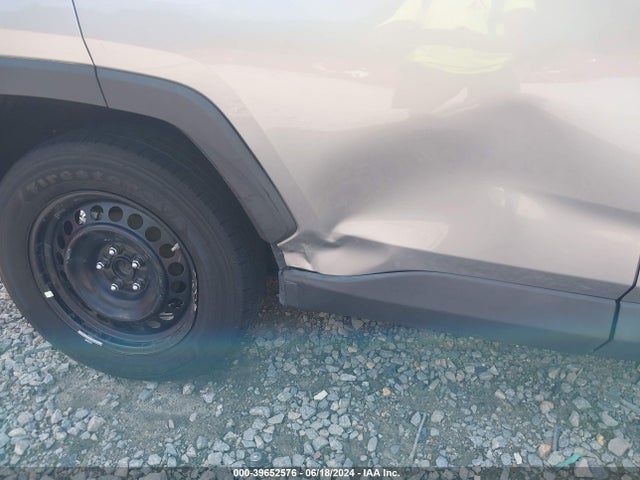Toyota RAV4 LE 2020 2T3H1RFV9LC050078 Image 6