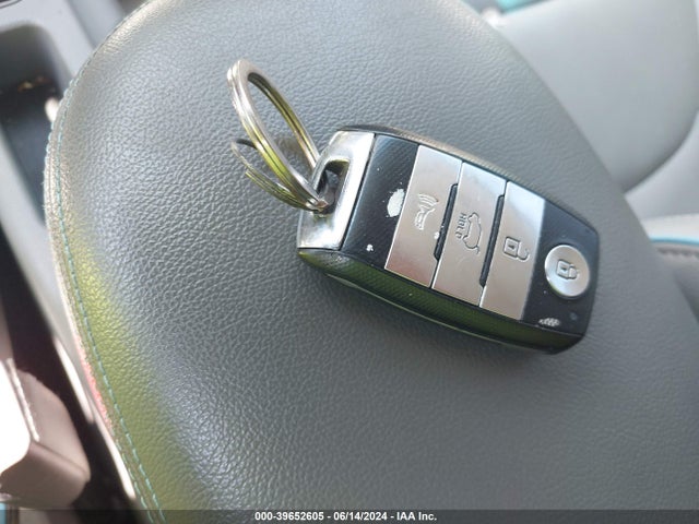 KIA Soul Ev + 2016 KNDJX3AE8G7007436 Image 11