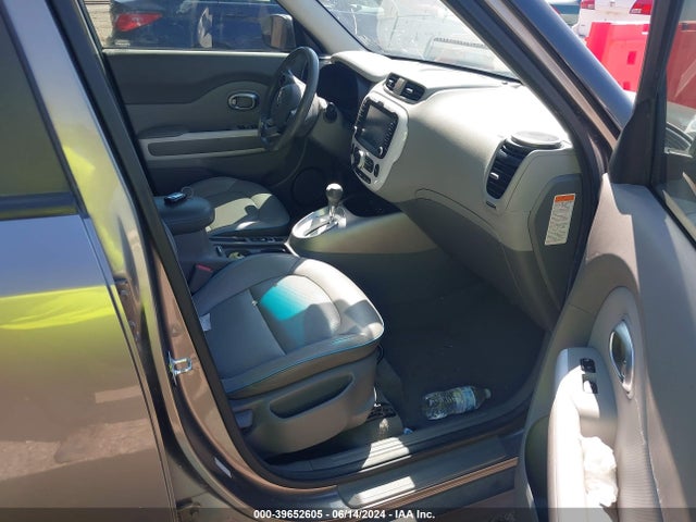 KIA Soul Ev + 2016 KNDJX3AE8G7007436 Image 5